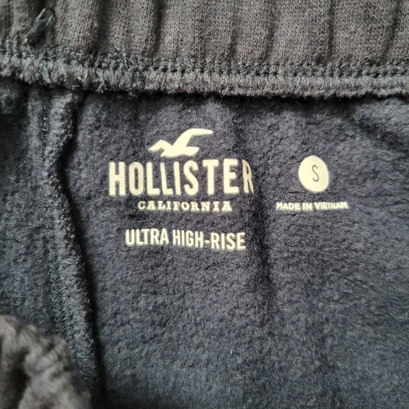 Hollister Sweats - Picture 5 of 5